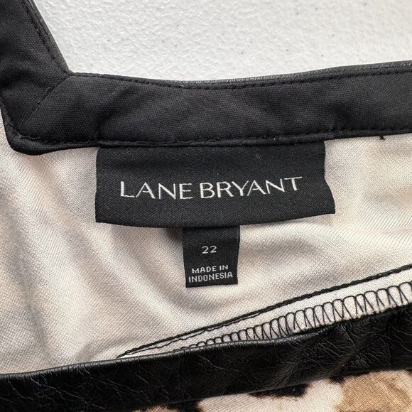 Lane Bryant V-Neck Black & Leopard Print Dress Size 22 Faux Leather Slimming - Picture 2 of 10